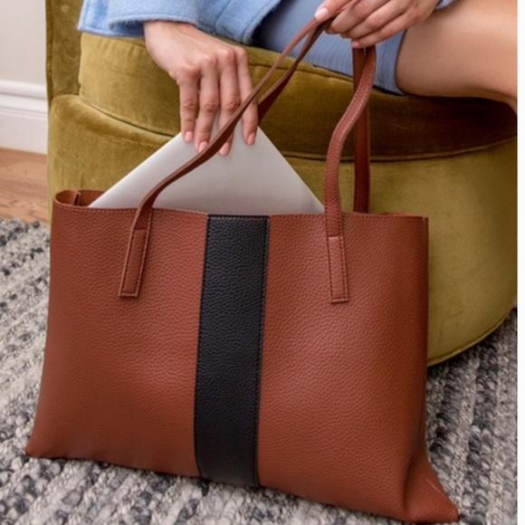 Vince Camuto Handbags - 🌿Vince Camuto camel vegan leather tote🌿